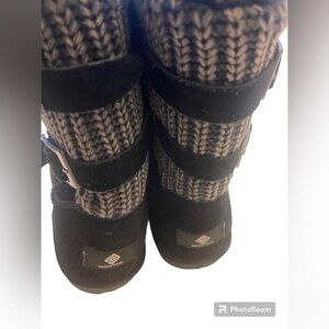 New, Never been worn black BearPaw shoes Women size 5